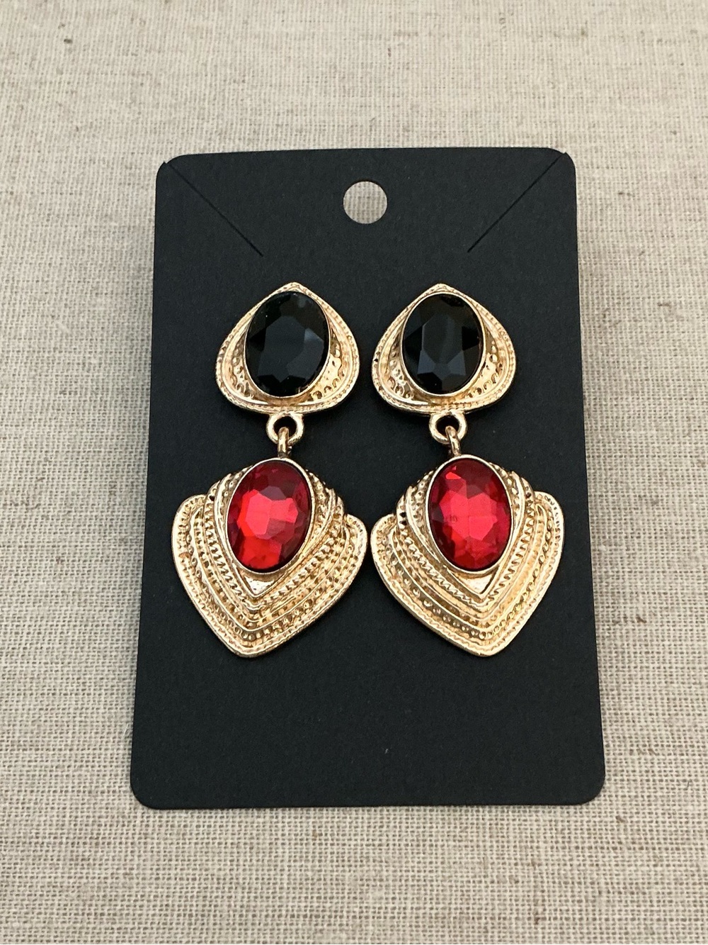 NEW BLACK AND RED CRYSTAL EARRINGS